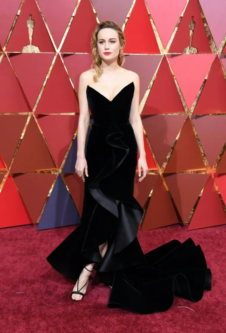 Glumica Brie Larson na Oscarima u kreaciji Oscara de la Rente.