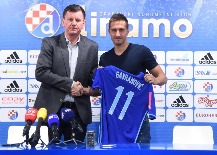 Na konferenciji za novinare predstavljen novi igrač GNK Dinamo Mario Gavranović