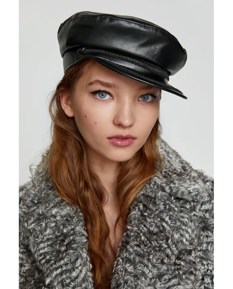 Mornarska kapa od umjetne kože, 119,90 kuna