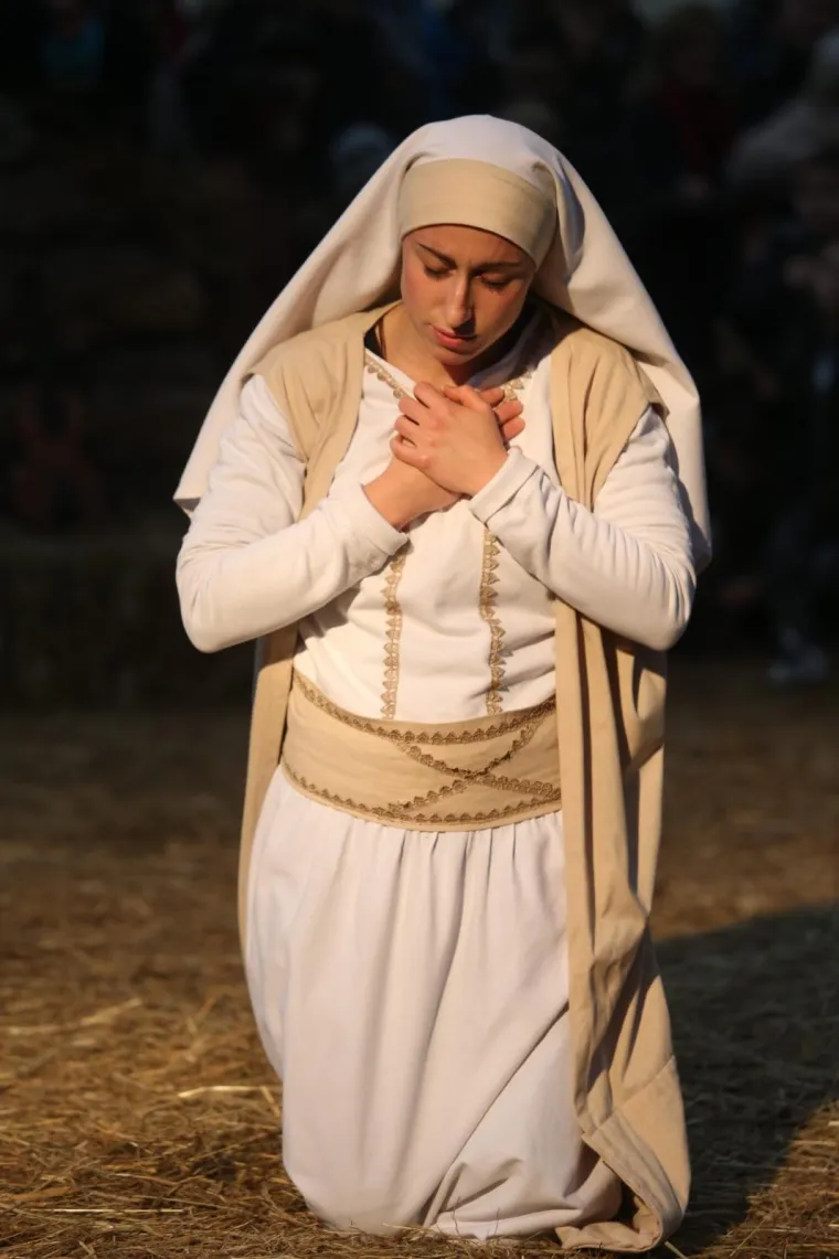 Zajednica Cenacolo uprizorila Žive jaslice na Kaptolu 18. godinu zaredom