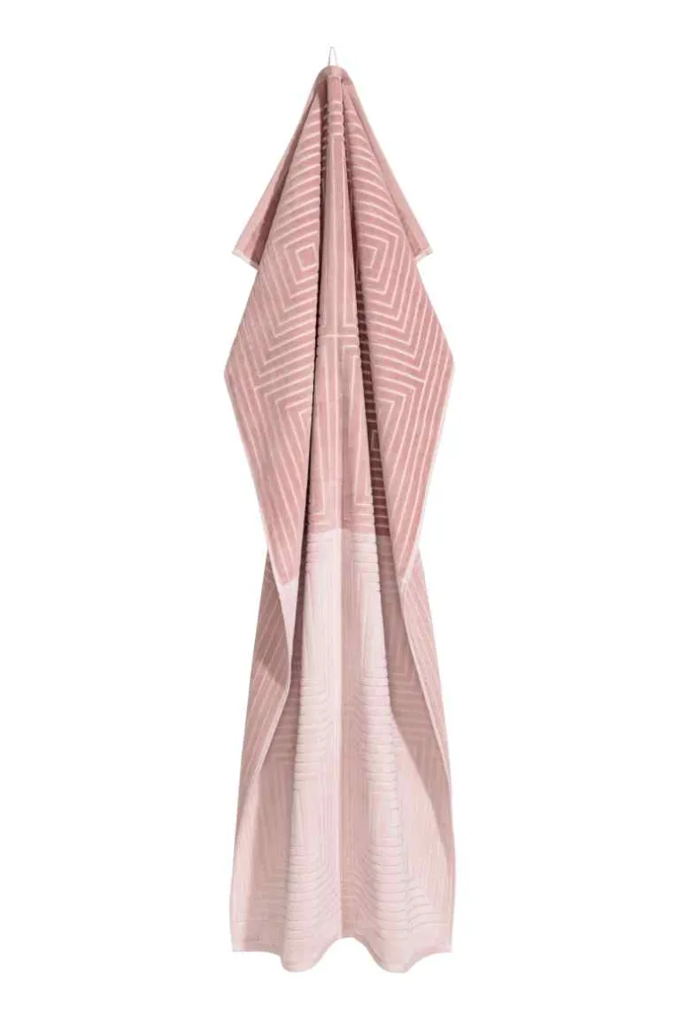 Veliki ručnik, 125,34 kune