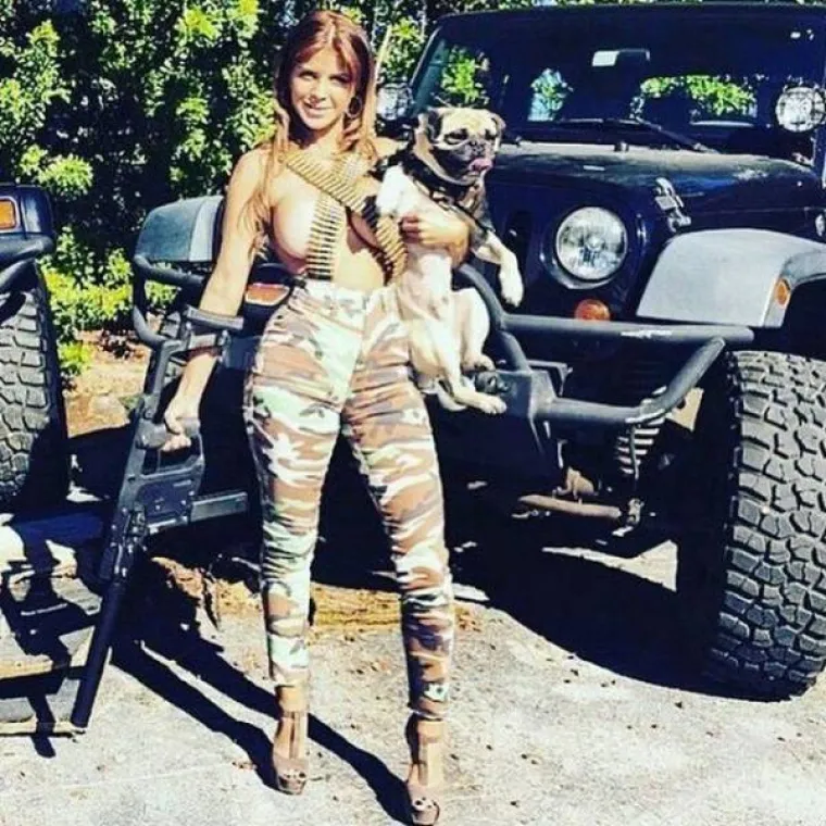 Ljudi iz galerije odlučili su maksimalno iskoristiti vikend i zabaviti se bez ustezanja. Svoj su provod ovjekovječili fotkama koje su objavili na društvenim mrežama, a kako izgleda zabava za odrasle provjerite u nastavku.