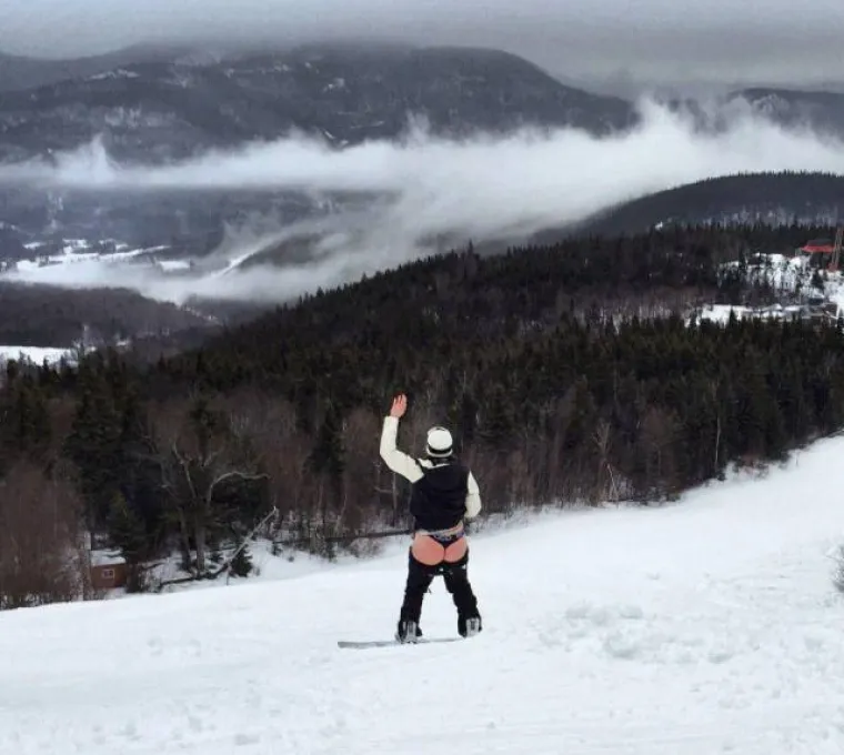 ISKORISTILI VIKEND DO MAKSIMUMA: Njihov ispušni ventil je zabava za odrasle koja nije baš za svačiji ukus