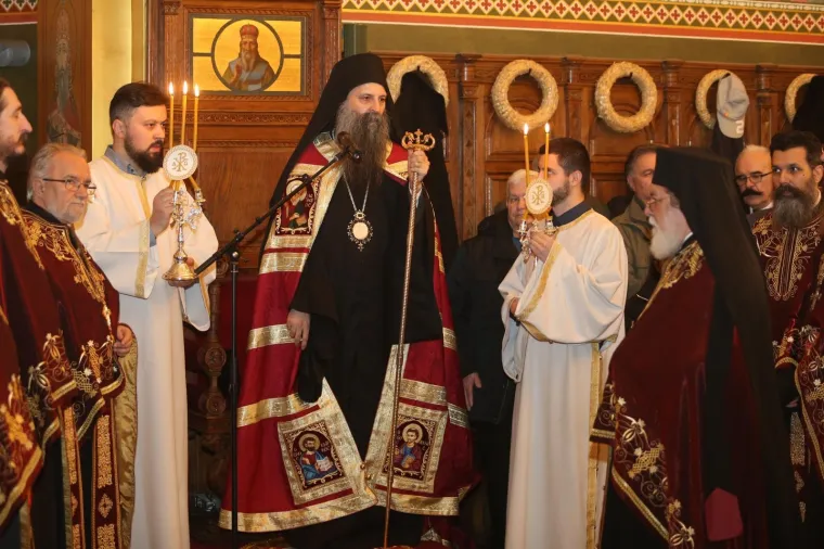 Održano pravoslavno večernje bogoslužje s posvećenjem Badnjaka