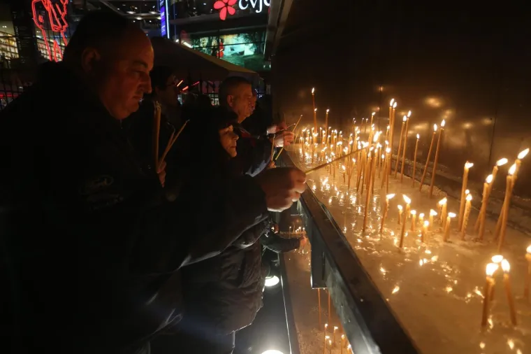 Održano pravoslavno večernje bogoslužje s posvećenjem Badnjaka