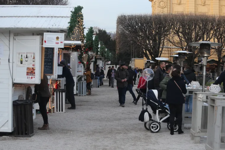 Zagreb: građani i turisti uživaju u posljednjem danu najboljeg Adventa u Europi