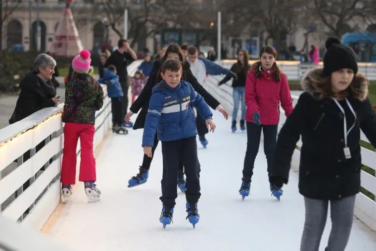 Zagreb: građani i turisti uživaju u posljednjem danu najboljeg Adventa u Europi