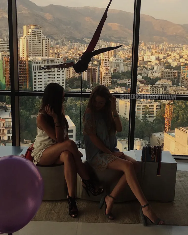 BOGATE KLINCE NE SMETAJU PROSVJEDI: Dok se narod Irana buni, oni i dalje marljivo održavaju svoje Instagram profile