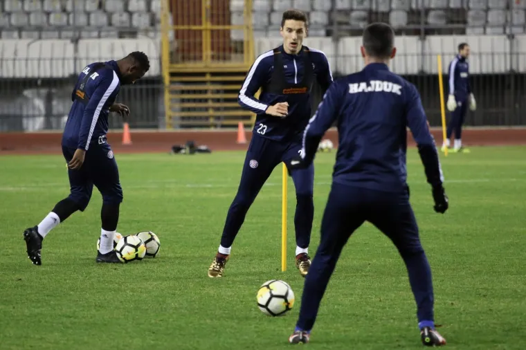 Nogometa&scaron;i Hajduka održali su prvi trening na zimskim pripremama uoči nastavka sezone.