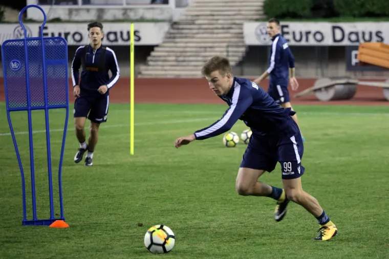 SPLIĆANI ZAPOČELI PRIPREME ZA NASTAVAK SEZONE: Hajdukovi nogometa&scaron;i imaju jasan cilj - trofej, ovako se nadaju do njega doći