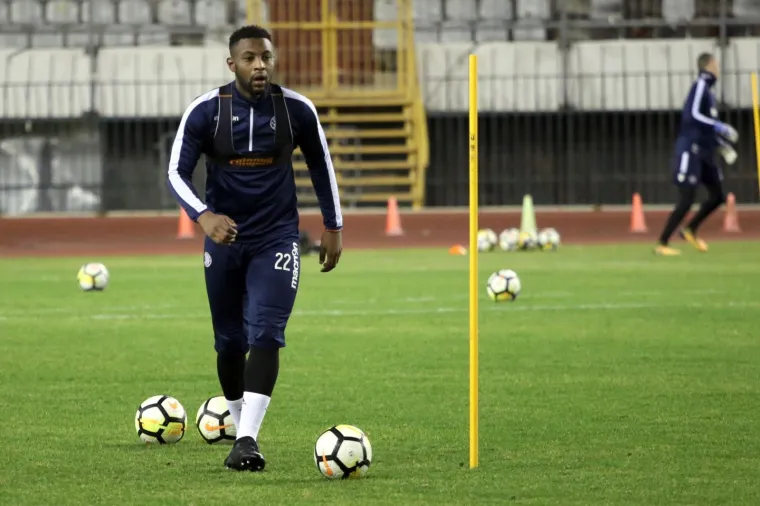 SPLIĆANI ZAPOČELI PRIPREME ZA NASTAVAK SEZONE: Hajdukovi nogometa&scaron;i imaju jasan cilj - trofej, ovako se nadaju do njega doći