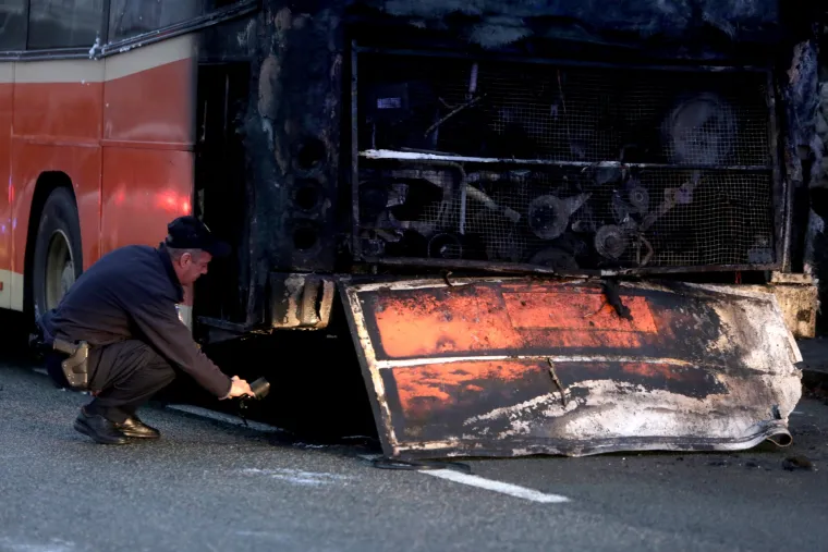 Rijeka: zapalio se autobus Autotroleja u centru grada
