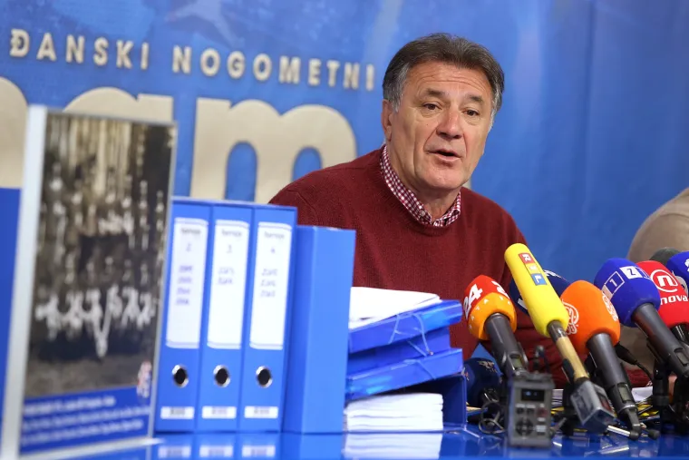 Zdravko Mamić održao konferenciju za medije pod nazivom Moja istina - točno u podne