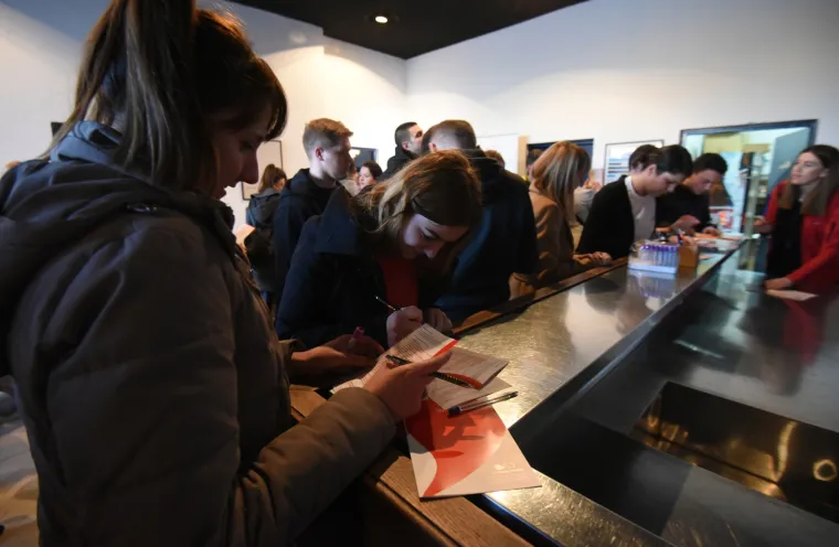 Svi žele pomoći malenom Ivanu: građani Velike Gorice se u velikom broju odazvali akciji prikupljanja krvi