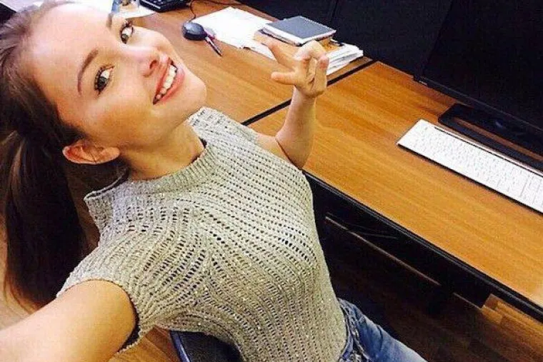 ODAJU IH SEKSI FOTOGRAFIJE: Kažu da se ubijaju od posla, a skidaju se čim &scaron;ef okrene leđa