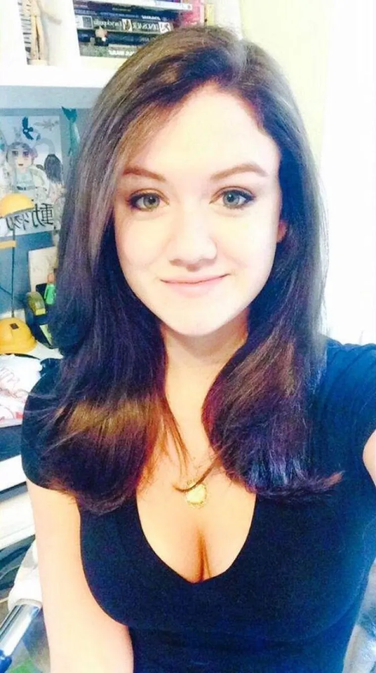 ODAJU IH SEKSI FOTOGRAFIJE: Kažu da se ubijaju od posla, a skidaju se čim &scaron;ef okrene leđa