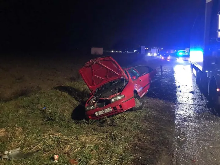 STRAVIČNA NESREĆA KOD OSIJEKA: U sudaru kamiona i automobila poginulo dijete