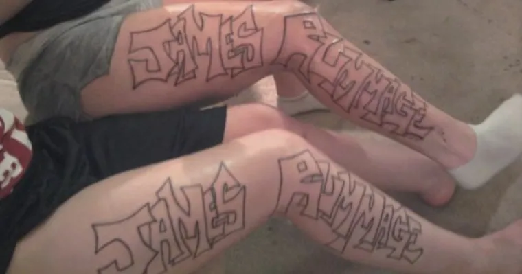 TATOO MAJSTOR IZ HORORA: Ne mijenja igle, a stil mu je pa, malo je reći jednostavan