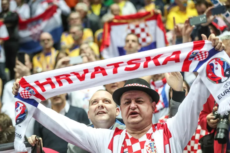 Split Navijači bodre rukometa&scaron;e u 1. kolu utakmice EP-a Hrvatska - Srbija