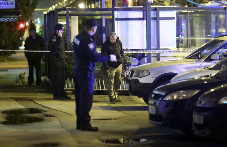 Na Maksimirskoj cesti 107 mu&scaron;karac je iz vatrenog oružja propucan kroz nogu.