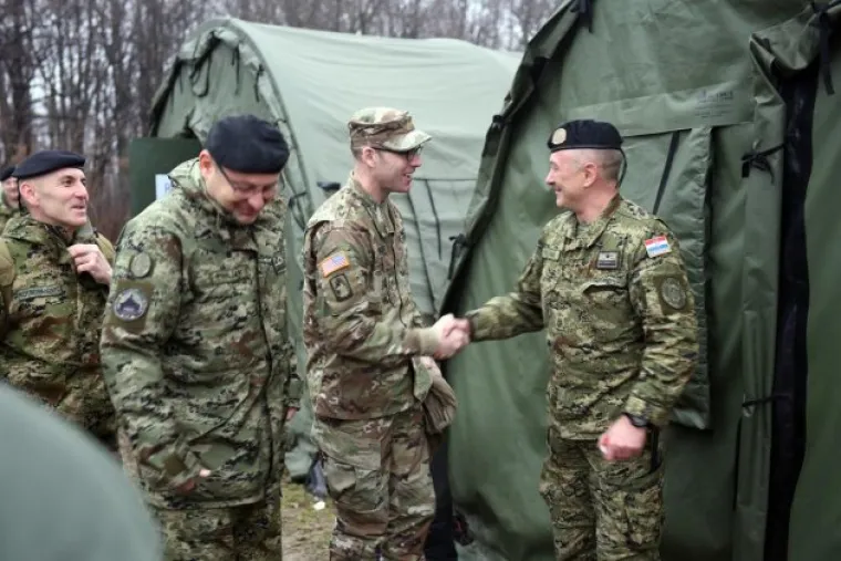 POGLEDAJTE ZAJEDNIČKU VOJNU VJEŽBU ZRAČNIH I KOPNENIH SNAGA: Prvi put angažirani Kiowa helikopteri kao potpora kopnenim snagama