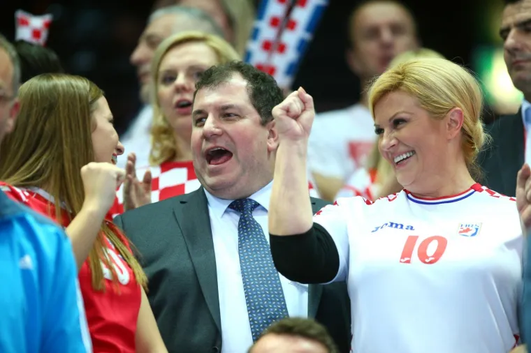 12.01.2018., Spaladium Arena, Split - Europsko rukometno prvenstvo, skupina A, 1. kolo, Hrvatska - Srbija. Jakov Kitarovic, Kolinda Grabar-Kitarovic. 
Photo: Slavko Midzor/PIXSELL