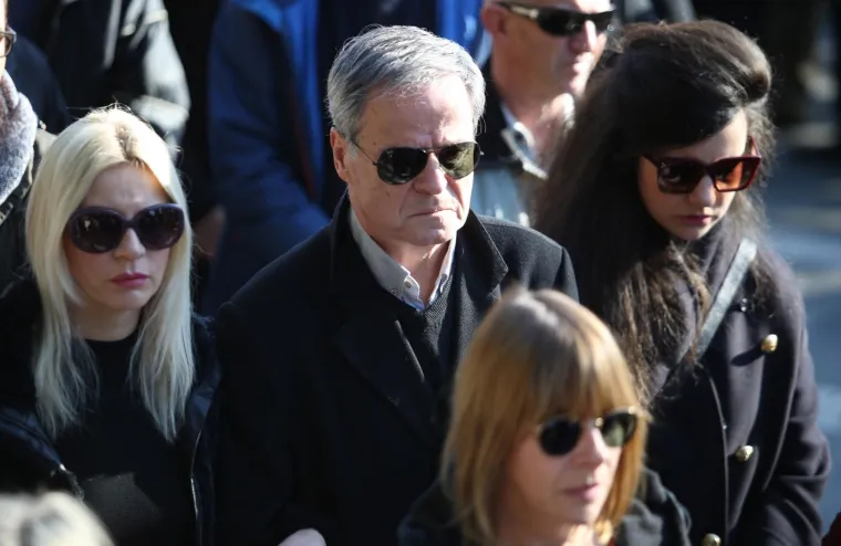 LUCIĆ ISPRAĆEN NA POSLJEDNJI POČINAK: Do&scaron;li &Scaron;erbedžija, Bernardić, Pupovac... Dežulović održao emotivni govor: 'Nazvali bismo te rođenim bratom, ali...'