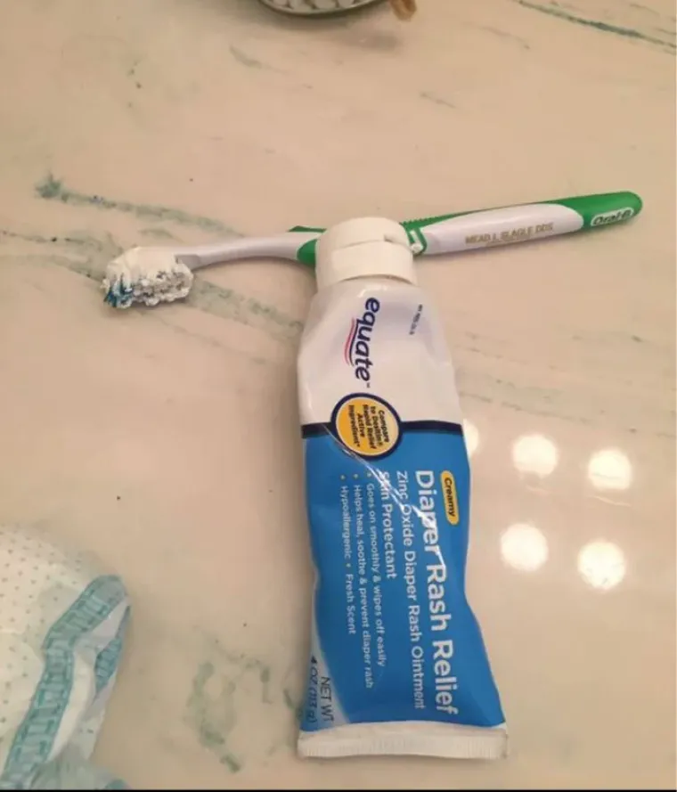 MISLILI STE DA IMATE DAN IZ NOĆNIH MORA? Ovi prizori bi vas možda mogli utje&scaron;iti, a pritom i nasmijati do suza