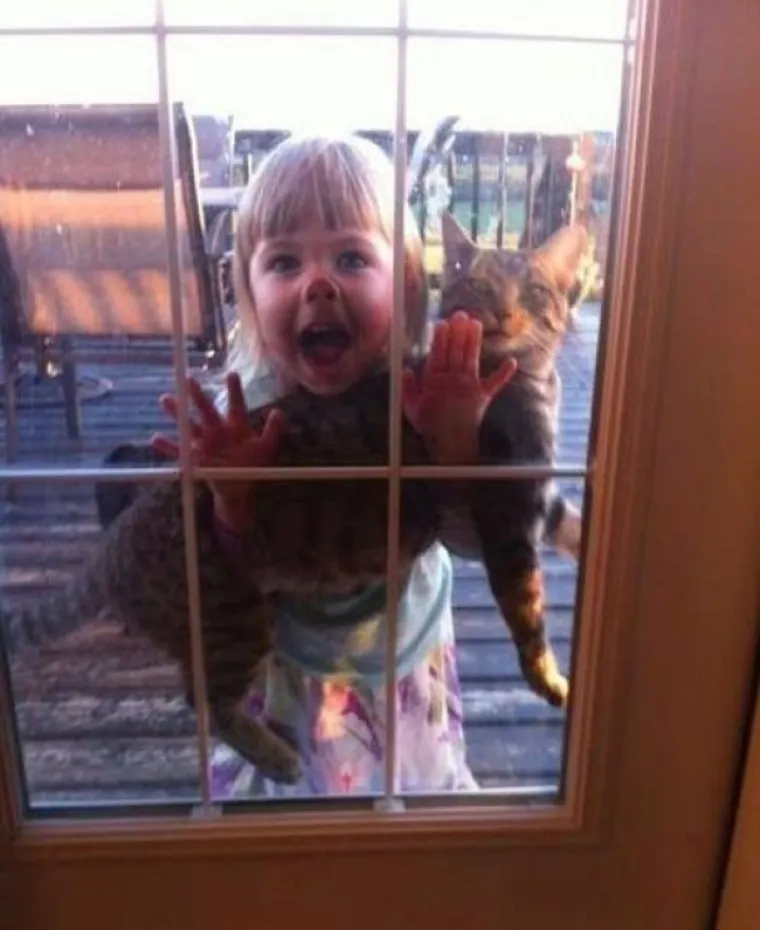 PRESLATKI SAVEZNICI: Žao nam je &scaron;to vam to moramo reći, ali ljubimci i djeca su se udružili protiv vas