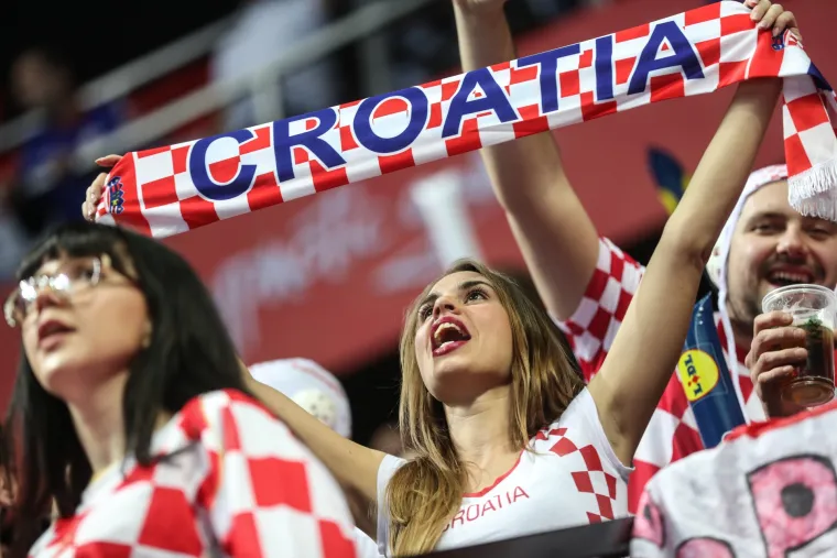 Navijački spektakl u Spaladium Areni