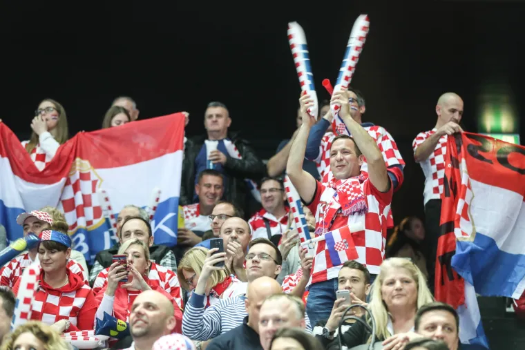 Navijači u Spaladium Areni