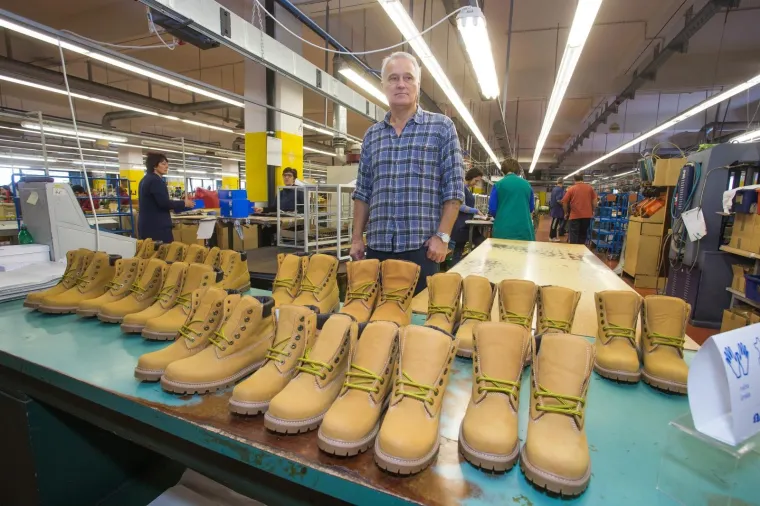 Predsjednica Republike posjetila Borovo, radnici ju iznenadili neočekivanim poklonom