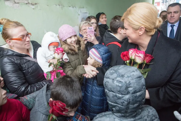 Kolinda Grabar-Kitarović u Osijeku: 'Ljude tijekom cijele godine treba poticati na darivanje'