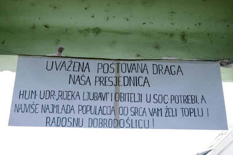 Kolinda Grabar-Kitarović u Osijeku: 'Ljude tijekom cijele godine treba poticati na darivanje'