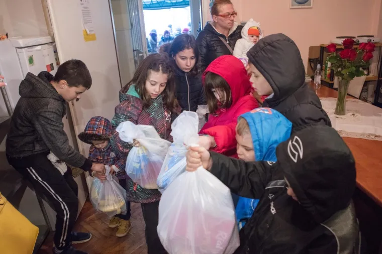 Kolinda Grabar-Kitarović u Osijeku: 'Ljude tijekom cijele godine treba poticati na darivanje'
