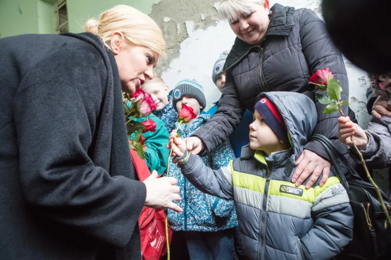 Kolinda Grabar-Kitarović u Osijeku: 'Ljude tijekom cijele godine treba poticati na darivanje'