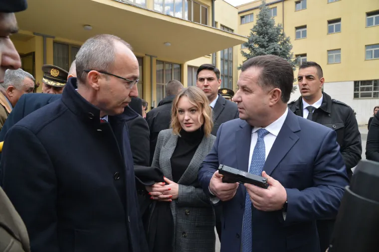 DVOJICA MINISTARA U AKCIJI: Pogledajte kako su ni&scaron;anili Krstičević i njegov ukrajinski kolega