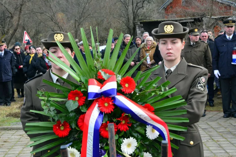 Komemoracija povodom 26. obljetnice stradavanja civila i vojnih zatočenika logora Bučje