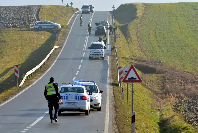 U prometnoj nesreći smrtno stradao biciklist
