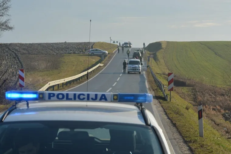 U prometnoj nesreći smrtno stradao biciklist