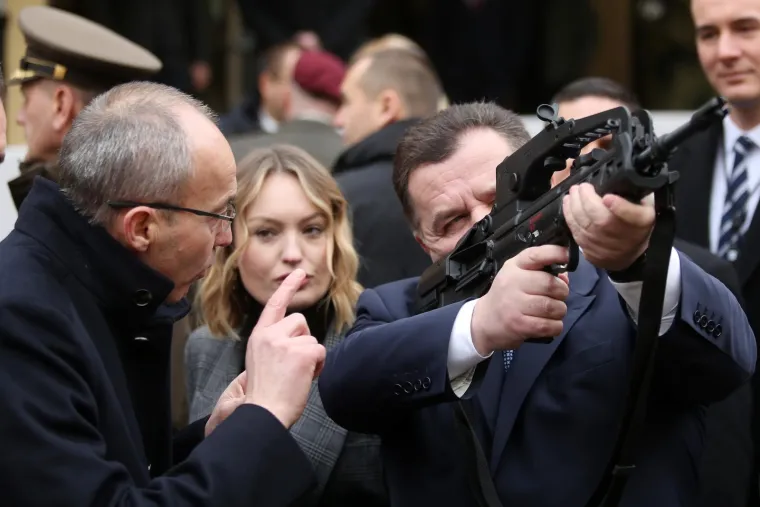 Krstičević ukrajinskom ministru obrane pokazao naoružanje proizvedeno u Hrvatskoj