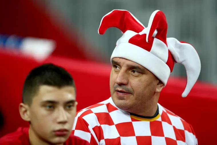 KAUBOJI POČELI BORBU ZA POLUFINALE: Navijači ostali doma, pogledajte kako izgledaju tribine u Areni