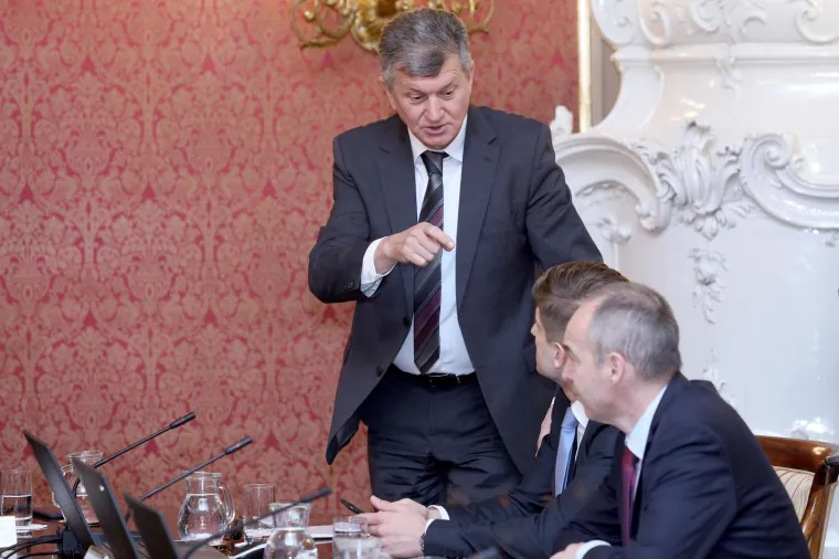 Deset mjeseci od lex Agrokora Vlada na sjednici pretresa njegove učinke