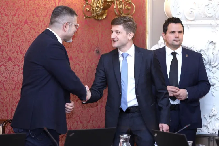 Deset mjeseci od lex Agrokora Vlada na sjednici pretresa njegove učinke