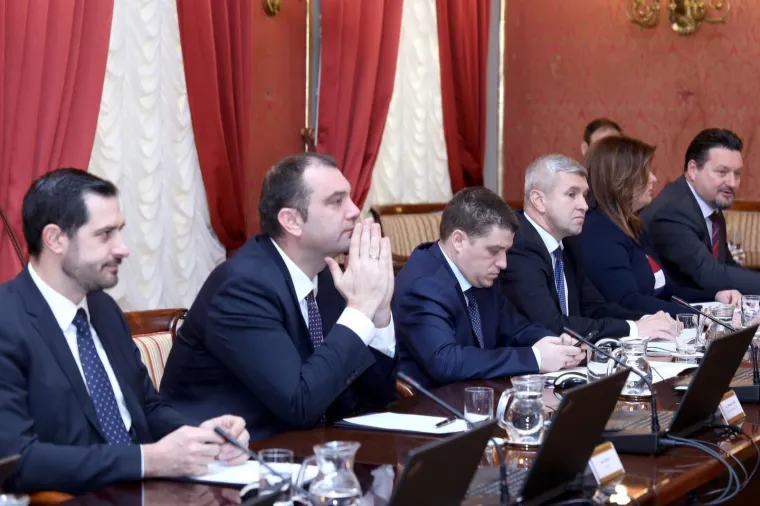 Deset mjeseci od lex Agrokora Vlada na sjednici pretresa njegove učinke