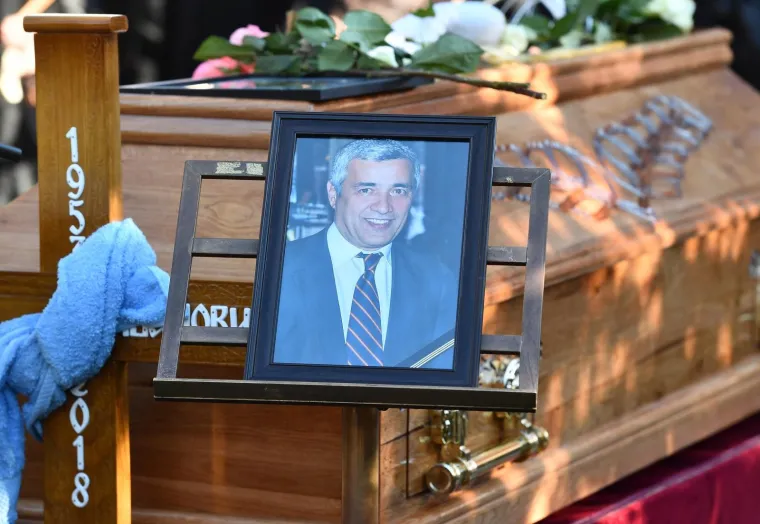 Beograd: Obitelj, prijatelji i sugrađani opra&scaron;taju se od Olivera Ivanovića na Novom groblju