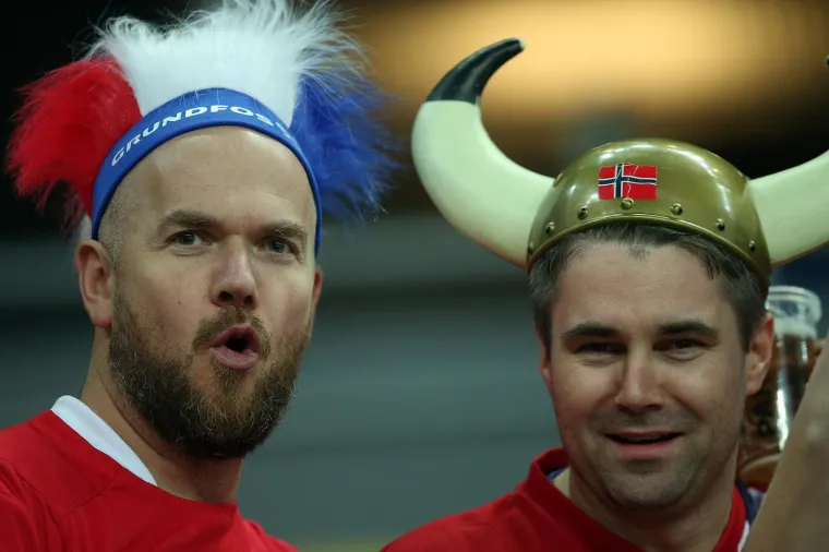 NORVEŽANI OKUPIRALI ARENU ZAGREB: Skandinavci u potpunosti zasjenili nekoliko srpskih navijača