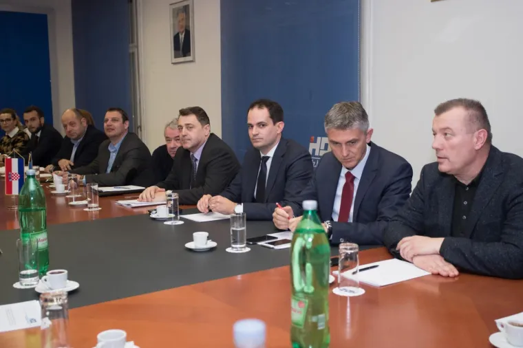 Održan sastanak predsjednika Odbora HDZ-a i premijera Andreja Plenkovića