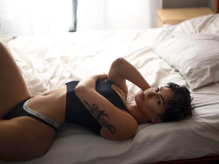 PRIMALJIVIJE I OD DUGOG SPAVANJA: Da vas one čekaju u krevetu, ne bi ni zaspali...