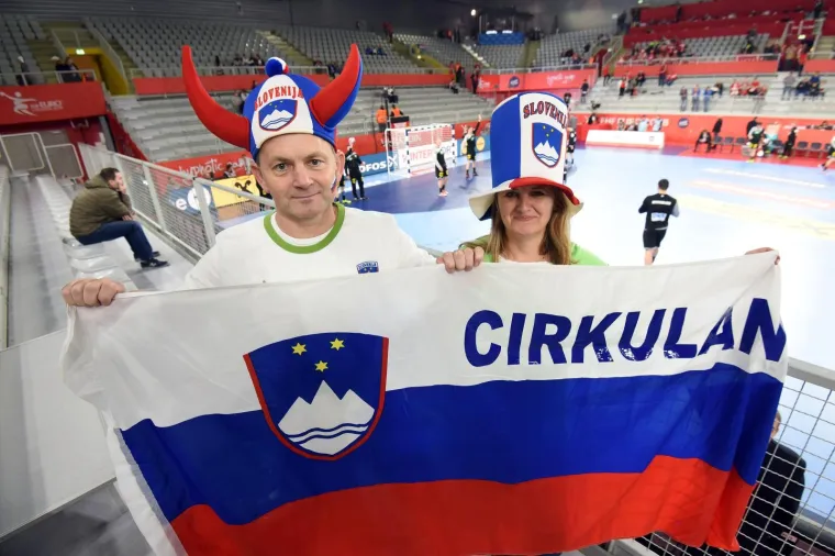 SLOVENCI ISPUNILI VARAŽDINSKU ARENU: Vujovićeve trupe uz ogromnu podr&scaron;ku u&scaron;li u obračun s Dancima